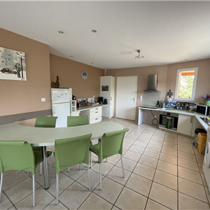 Gîte 6 personnes avec piscine privée, proche Millau, Aveyron